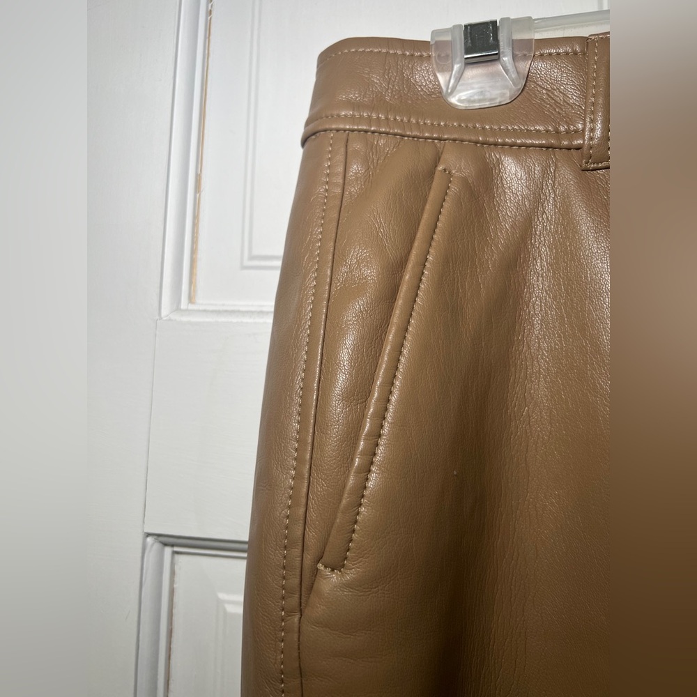 Aritzia Babaton Melina cropped pants - Picture 5 of 8